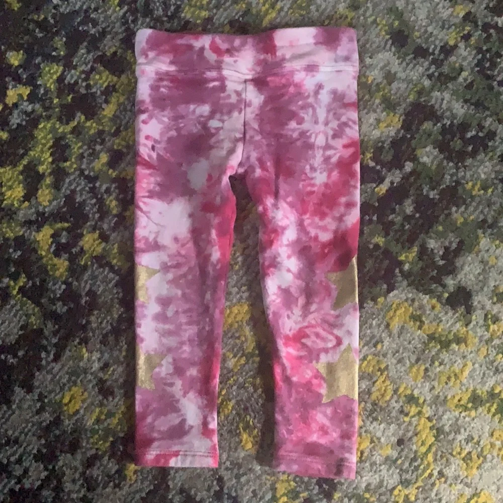 Mimi & Maggie tie dye gold star leggings 2T